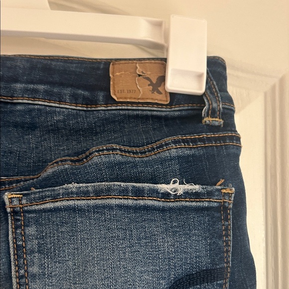 American Eagle Outfitters Butt Lifting Jeans Size 2 Short Skinny Jeans - Picture 6 of 7